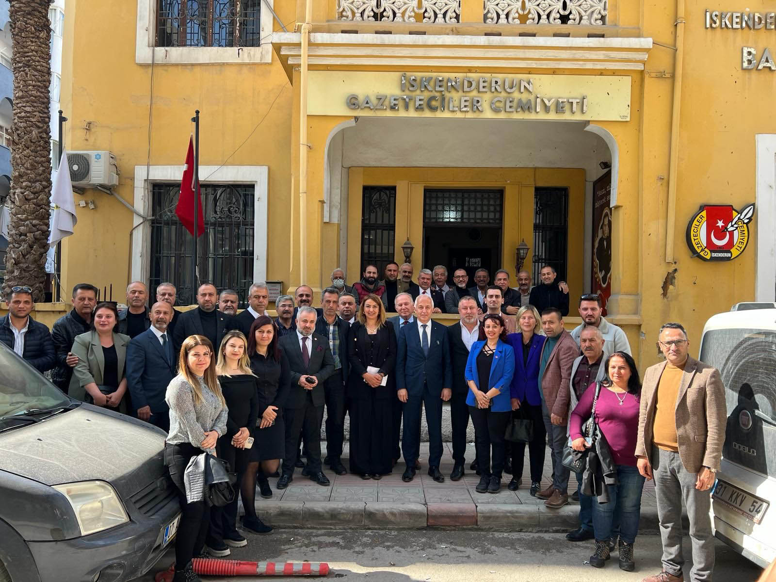 Duduoğlu, İskenderun Gazeteciler Cemiyeti'ni Ziyaret Etti