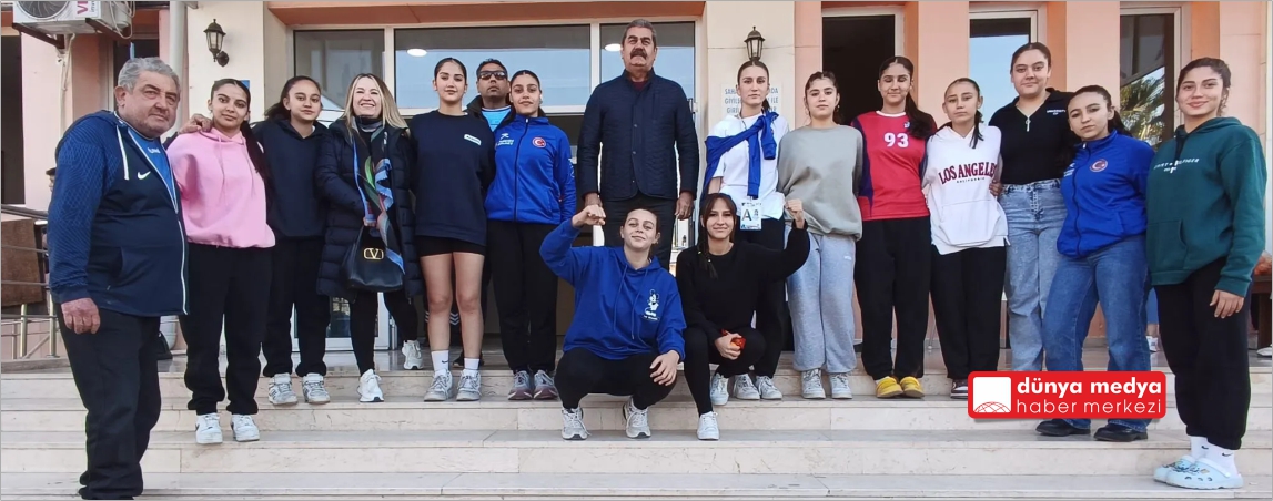 İskenderun Belediyesi Kadın Hentbol Takımı İlk Yarıyı Lider Tamamladı